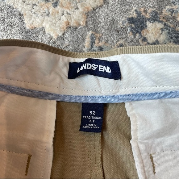 Lands' End Tan Flat Front Shorts Classic Style - Picture 4 of 4